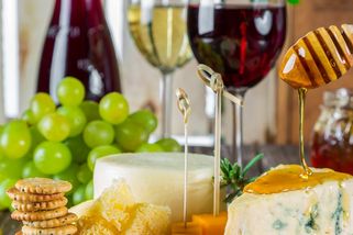 Jak vyzrát na večerní mlsání a popíjení alkoholu. Nemáte-li emoce pod kontrolou, nezvládnete jídlo | Rozum v troubě